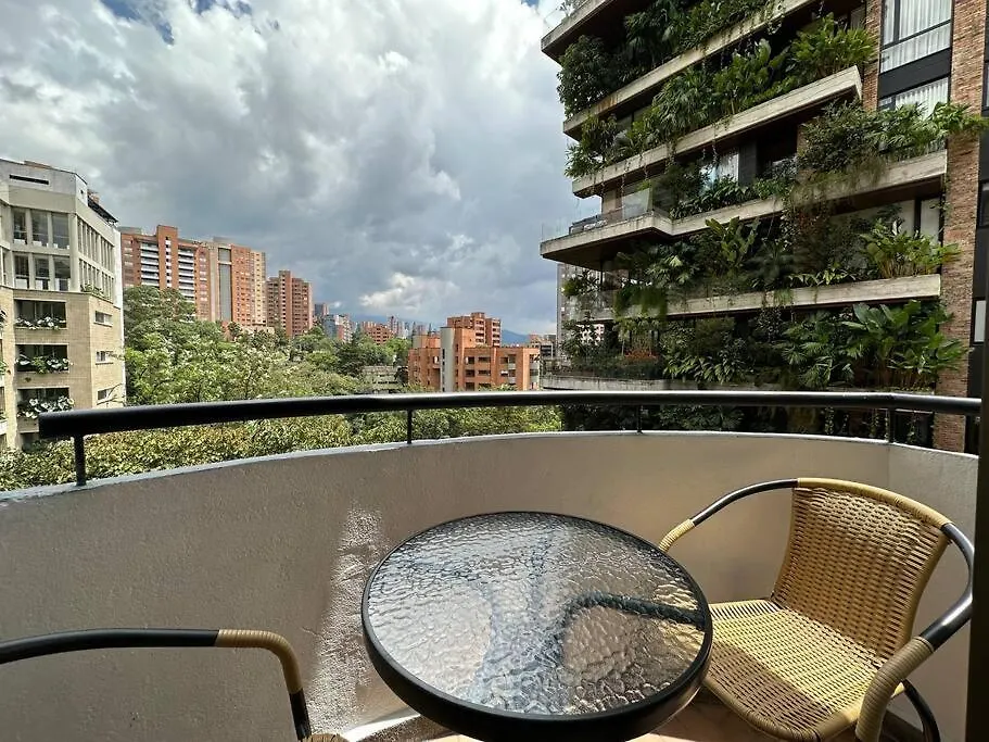 Nature And Calm In El Poblado 505 Medellín Apartamento